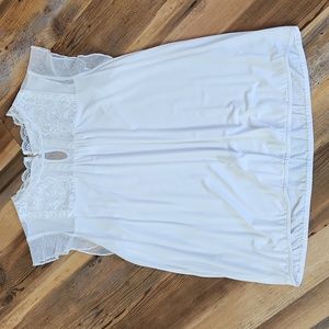 Soho New York & Company, size medium, White